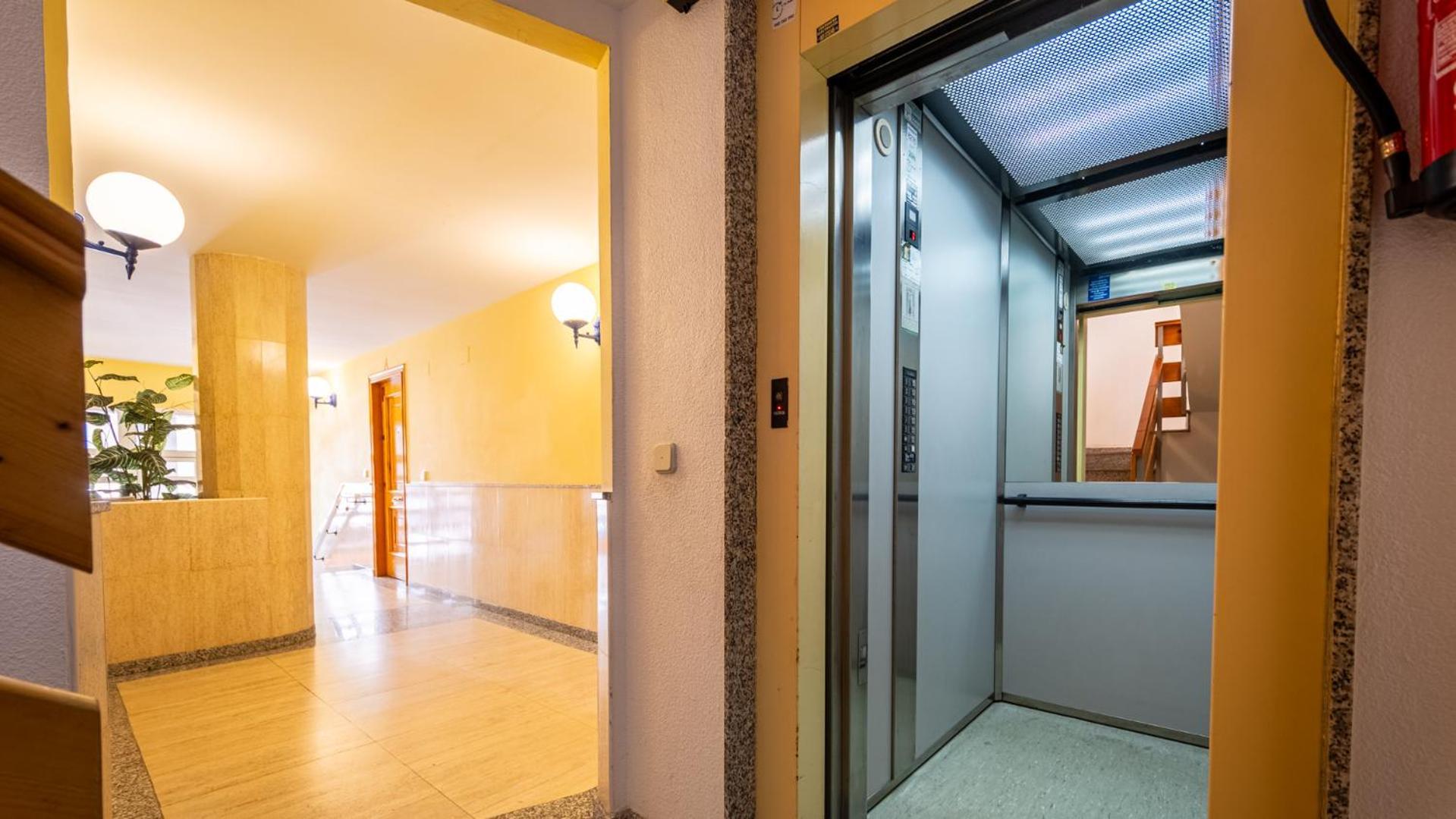 Apartamento A 3 Minutos De La Playa トレビエハ エクステリア 写真